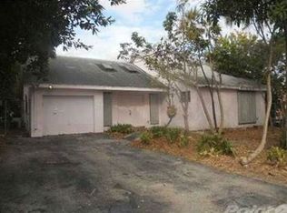 8341 NW 5th St, Pembroke Pines, FL 33024