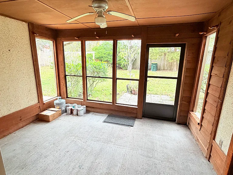 8129 Village Gate Ct — Photo 13