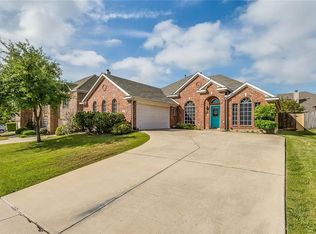 1005 Sycamore St, Burleson, TX 76028