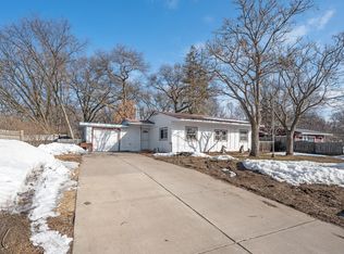 7 West Rd, Circle Pines, MN 55014