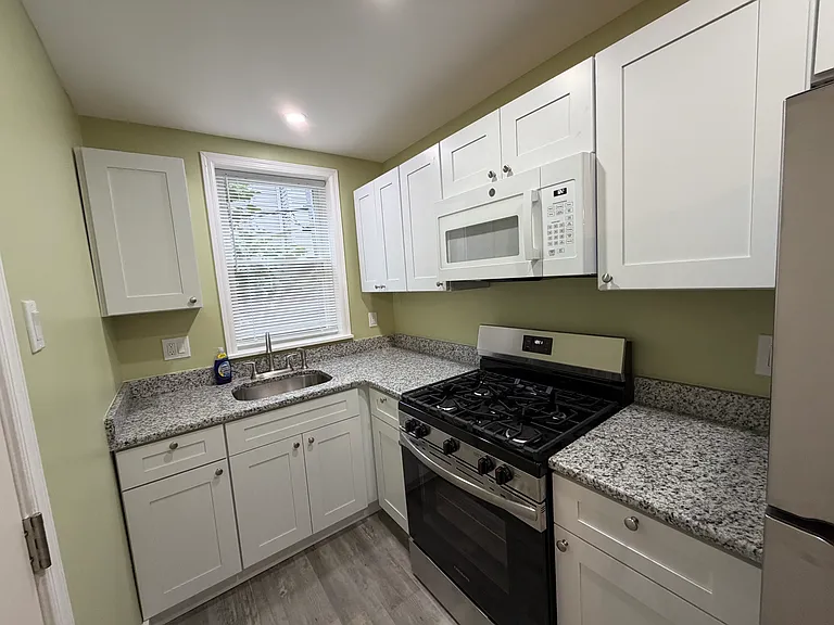 1326 S Newkirk St — Photo 3