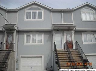 61 Tarlton St, Staten Island, NY 10306