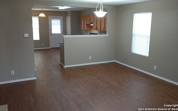 3rd image of 144 Katie Ct