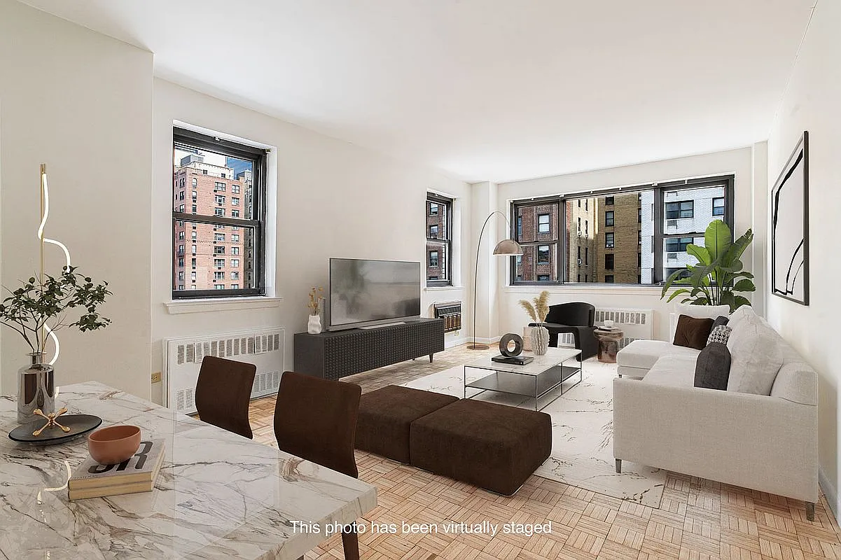 357 E 57th St APT 9B photo 1