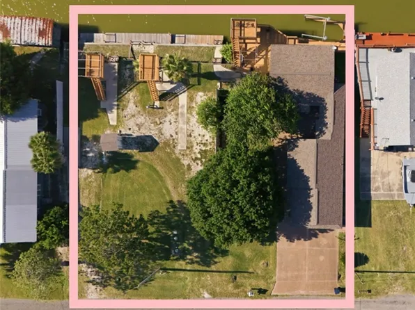 814 Rattlesnake Point Rd, Rockport, TX 78382