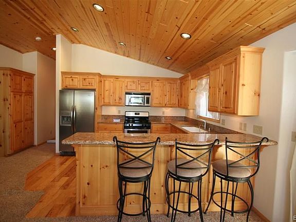 5th image of 437 Tennessee Ln