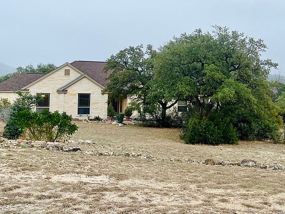 2nd image of 1152 LATIGO BLVD