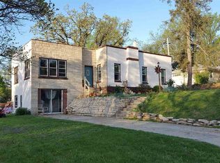 2324 E Grandview Ave, Peoria, IL