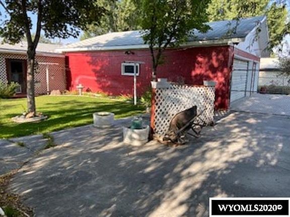 5th image of 1517 Grace Ave