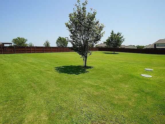 4th image of 6520 SE 162nd St