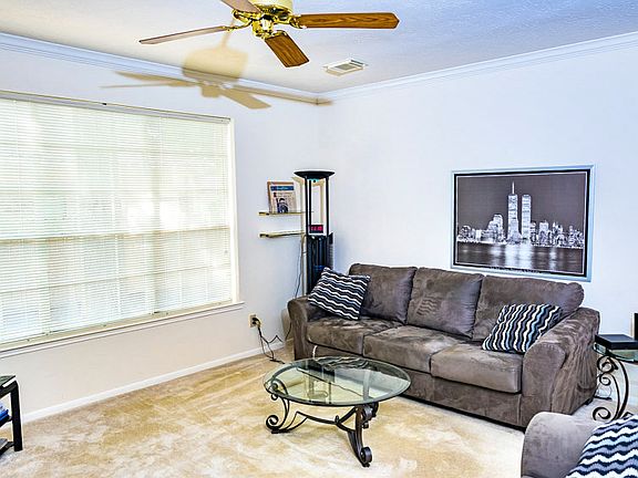 5th image of 16303 Lakestone Dr