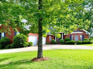 1408 Forest Brook Dr, Demopolis, AL 36732