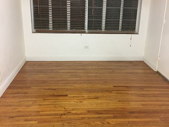 2nd image of 1143 Marseille Dr APT 1