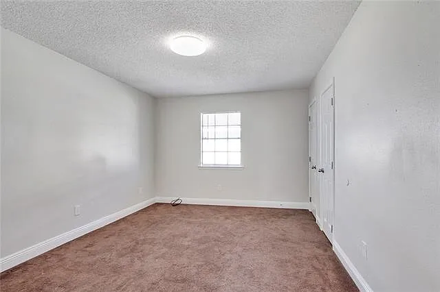 8897 Richmond Dr — Photo 13