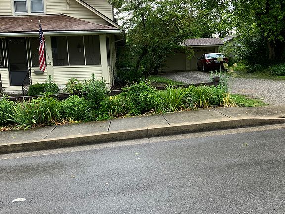5th image of 127 Asbury Dr