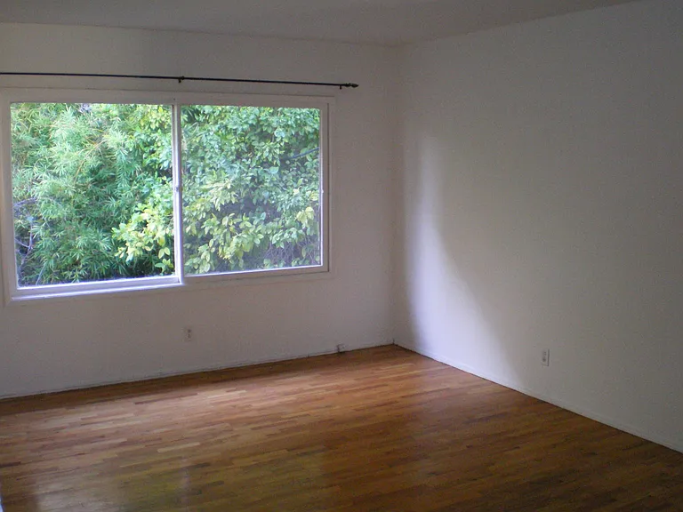 1517 S Bedford St #6 — Photo 2