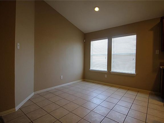 4th image of 3149 Spotted Owl Dr