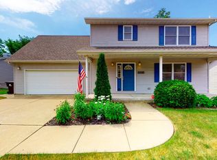 5926 Ridgecrest Cir, Peoria, IL 61614