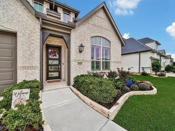 2nd image of 4103 Shackleton Ct