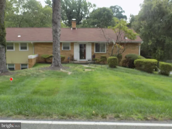 4613 Henderson Rd, Temple Hills, MD 20748