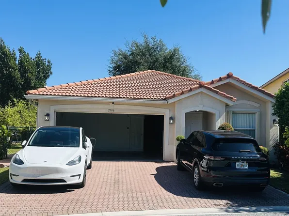 2106 Little Torch St, Riviera Beach, FL 33407