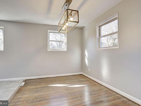 5th image of 11908 Ashley Dr