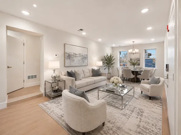 4212 Lancaster Ave, Philadelphia, PA