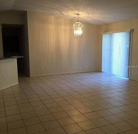 3rd image of 6708 N Taliaferro Ave