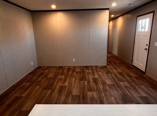 1644 E Highway 66 #10, El Reno, OK 73036