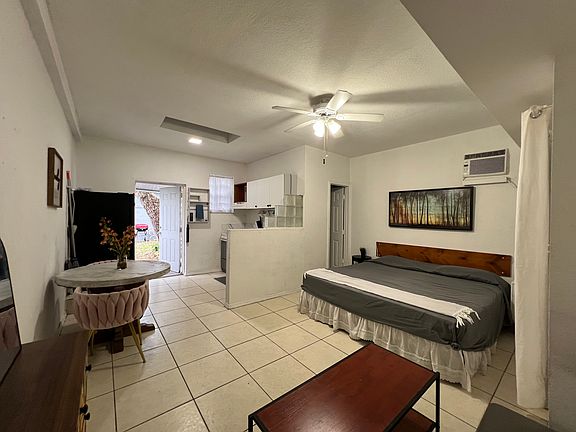 5th image of 370 NE 166th St #C