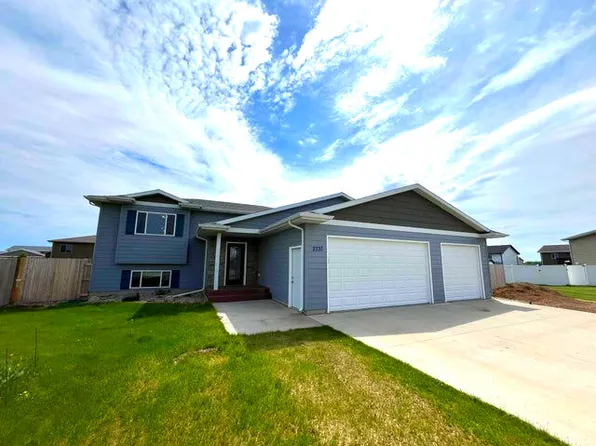 2330 Miller Ln, Aberdeen City, SD 57401