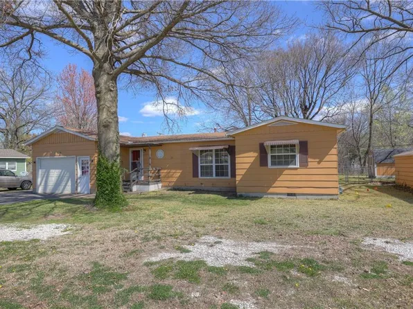 209 S Schifferdecker Ave, Joplin, MO 64801