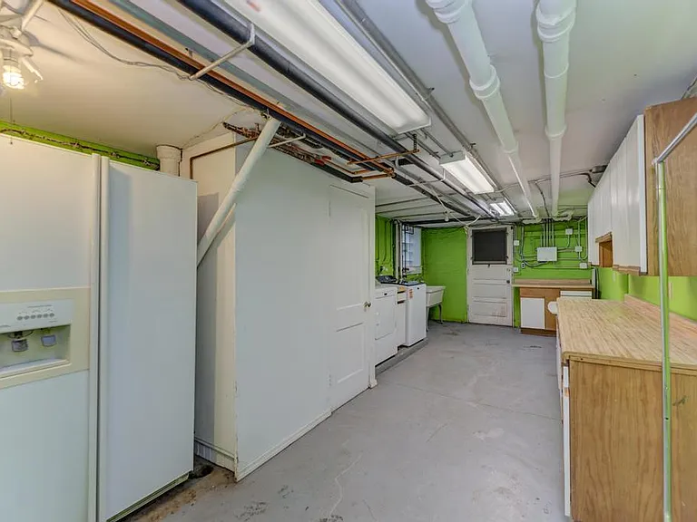 6833 S Cregier Ave — Photo 31