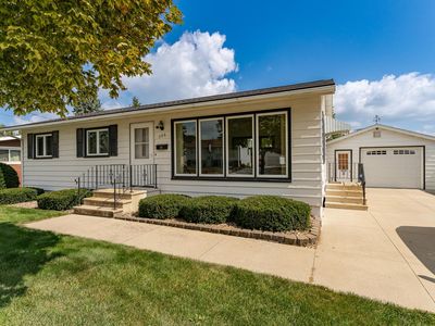 506 5th Ave SE, Stewartville, MN, 55976