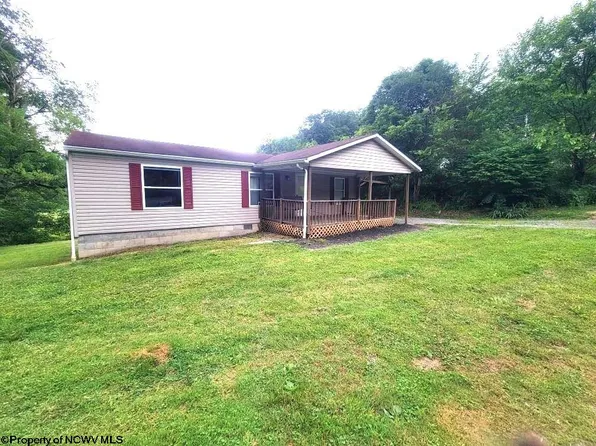 284 Old Cheat Rd, Morgantown, WV 26508