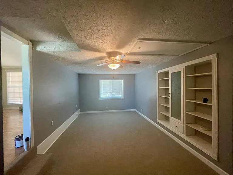 119 Trousdale Dr — Photo 21