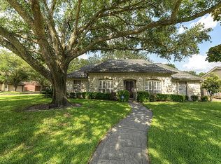 2930 Fontana Dr, Houston, TX 77043