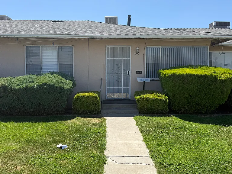 3396 E Clinton Ave — Photo 2