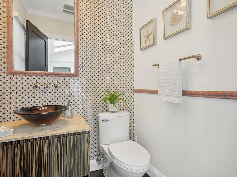 255 Moses Ln — Photo 12