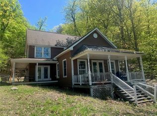 628 Holzwarth Ln, Skaneateles, NY 13152