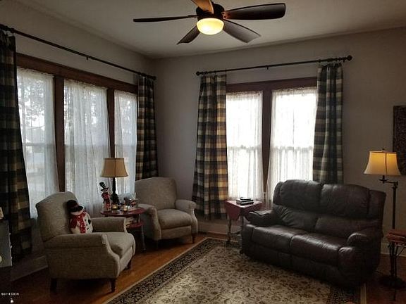 3rd image of 305 W High St