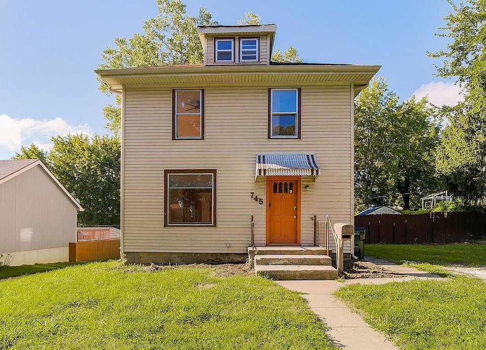 745 Michigan St, Leavenworth, KS 66048 Zillow