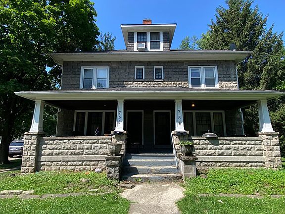 2nd image of 756-758 Washington St #U3