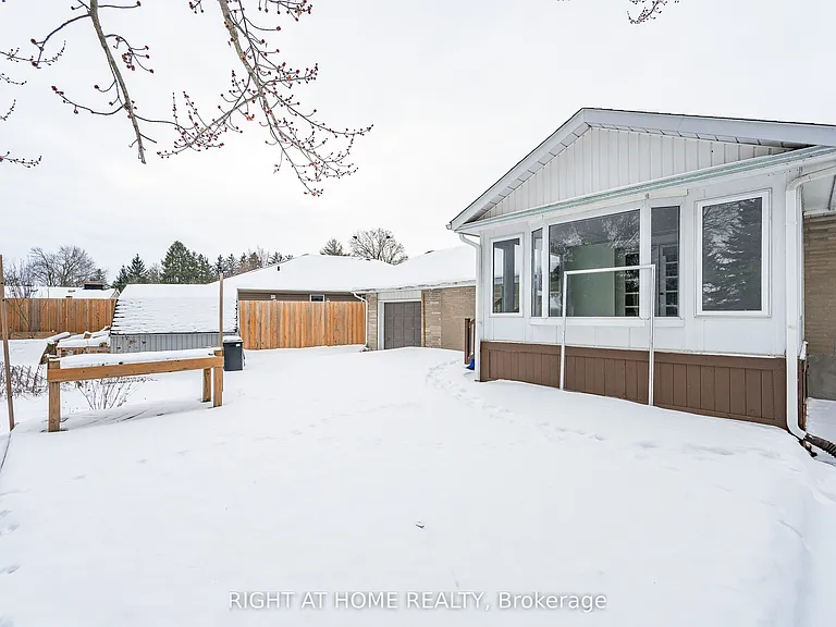 18 Ridgewood Ave — Photo 31