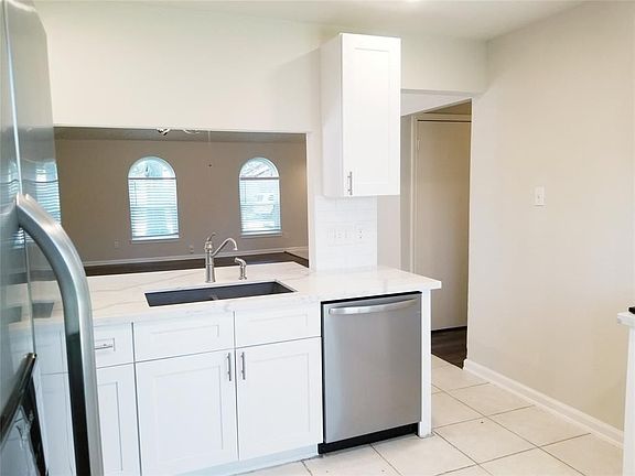 3rd image of 3731 Westheimer Place Dr