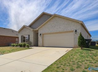 157 Kingsford St, Meridianville, AL 35759