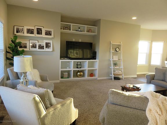 3rd image of 15262 Sherwood Ln