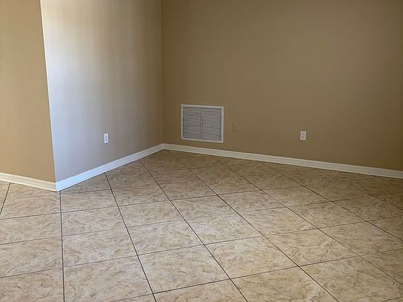 2nd image of 3620 Ashton Ct