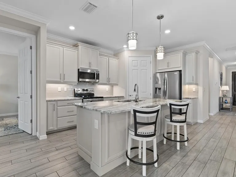 351 Toscavilla Blvd — Photo 9