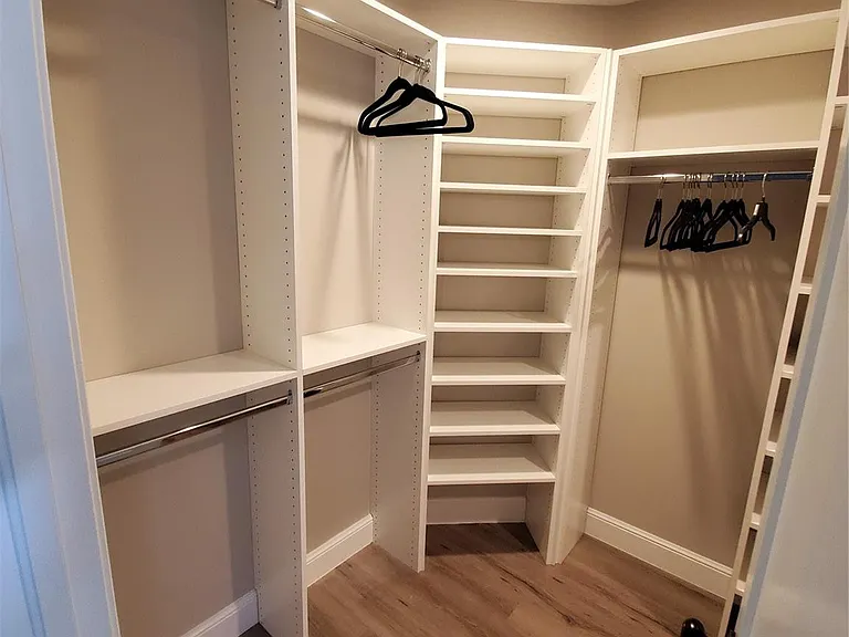 13917 Sheffield Ct — Photo 18